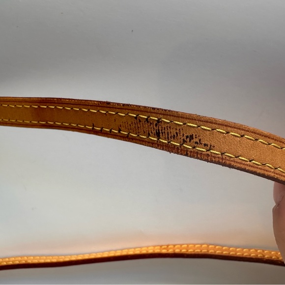 LOUIS VUITTON 
Damier Azur Eva Clutch - Picture 8 of 11